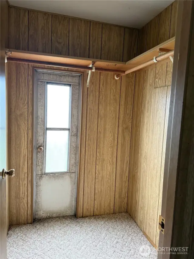 Bedroom 3 Walk -In  closet