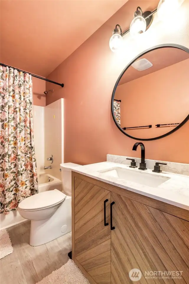 Upstairs Full Bath