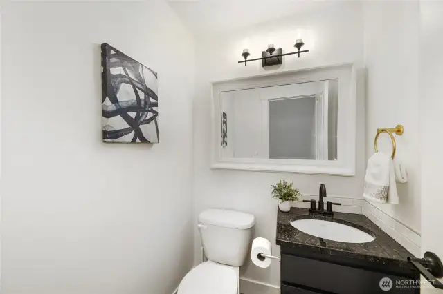 Bathroom on the main