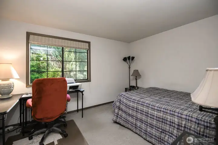 Den/office or easily a 3rd bedroom
