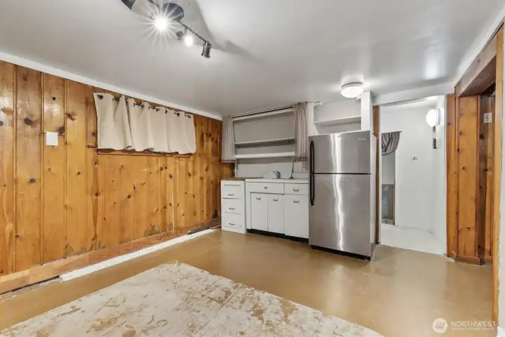 Potential for second kitchen + ADU