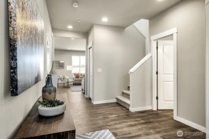 The Wellington offers 2,270 sq. ft. with den & 4 bedrooms. Photos are for representational purposes only.  Colors and finishes may vary.