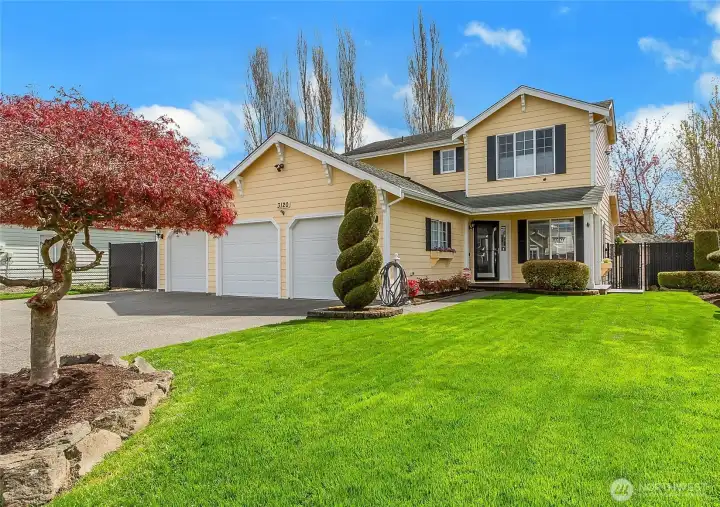 One owner home that's beautifully maintained inside & out!