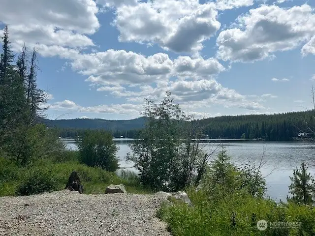 Crawfish lake is breathtaking with amazing fishing!