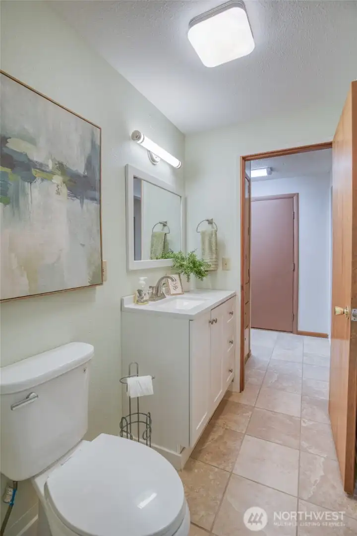 3/4 Bathroom