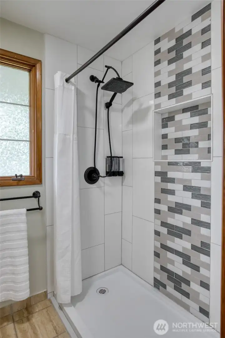 3/4 Ensuite