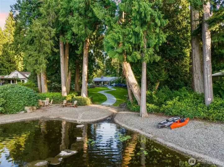 147 feet of shoreline with a kayak / paddle board launch