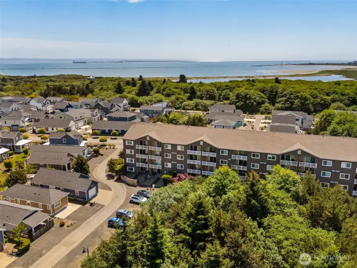Close to the beach, just a 5 minute walk to the shore of Oyhut Bay.