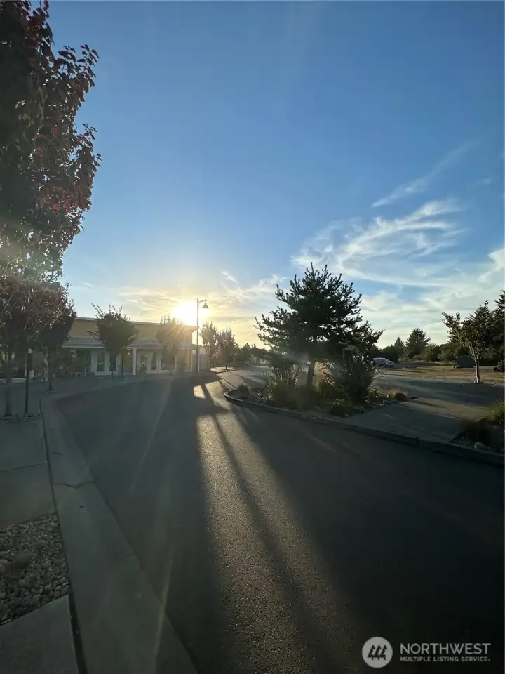 Walkable shops at Oyhut Bay