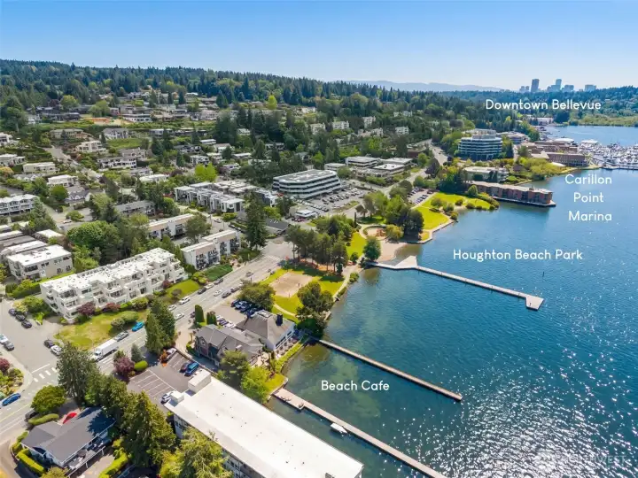 Living here means you are within walking distance of the finest dining, shopping, and entertainment venues the Eastside has to offer.