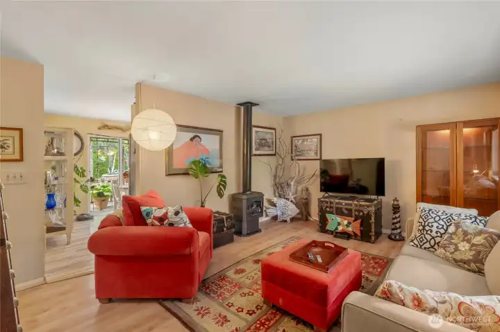 Great space, updated flooring, gas fireplace set the tone in this living room
