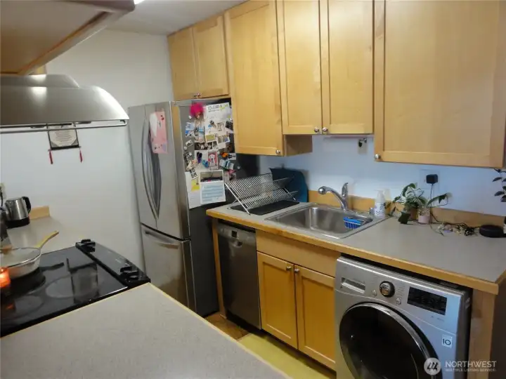 Updated kitchen with SS appliances.