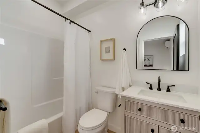 Main floor ensuite