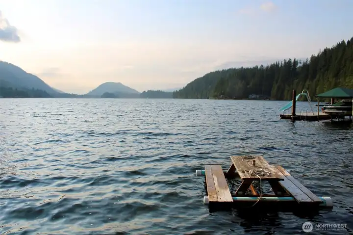 Live your lake life!