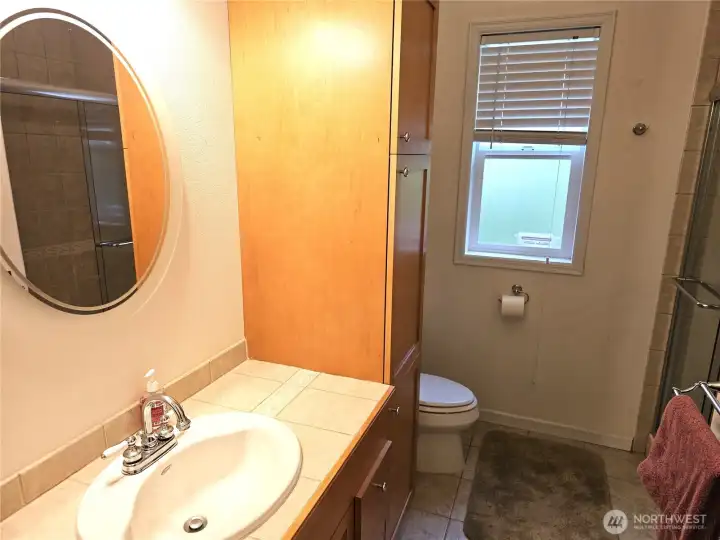 Hall 3/4 bath