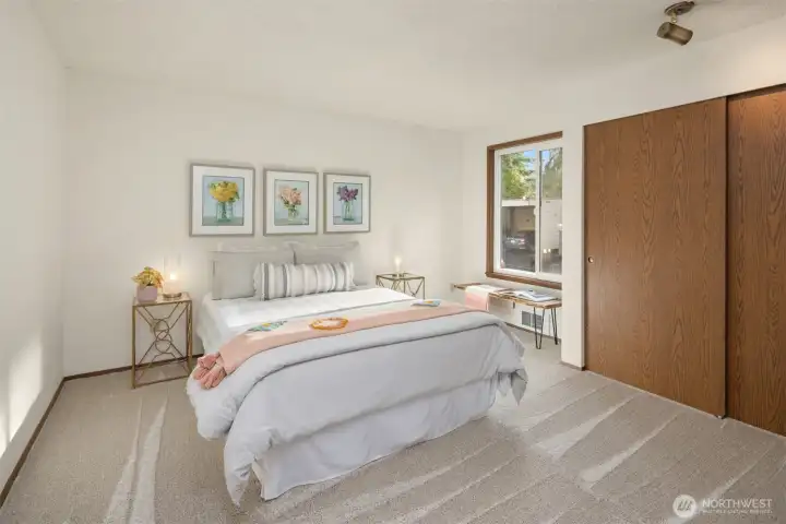 Spacious 2nd bedroom