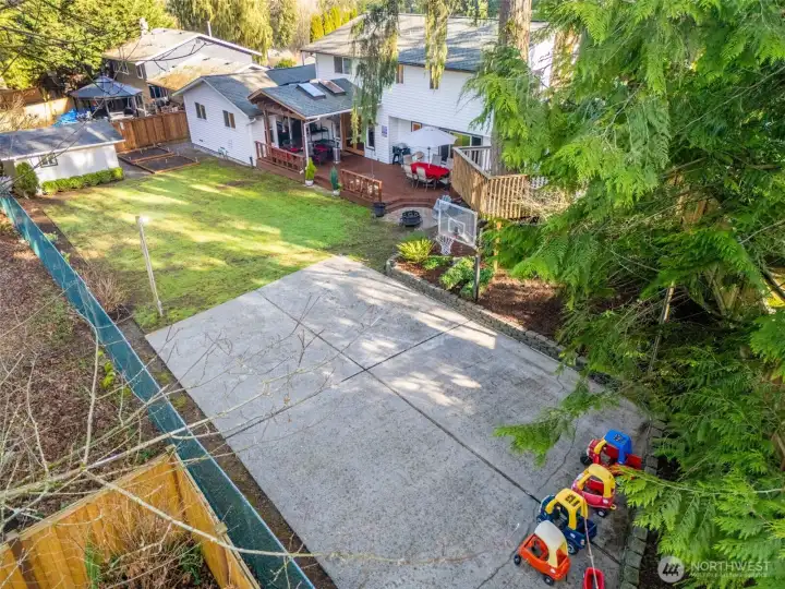 Fully fenced and backing a greenbelt for added privacy!