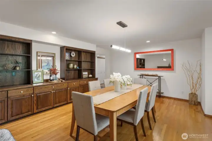 Another shot of HUGE dining...kitchen through doorway to left.