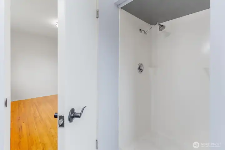 Primary w/ Shower