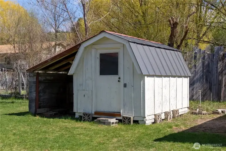 Storage shed