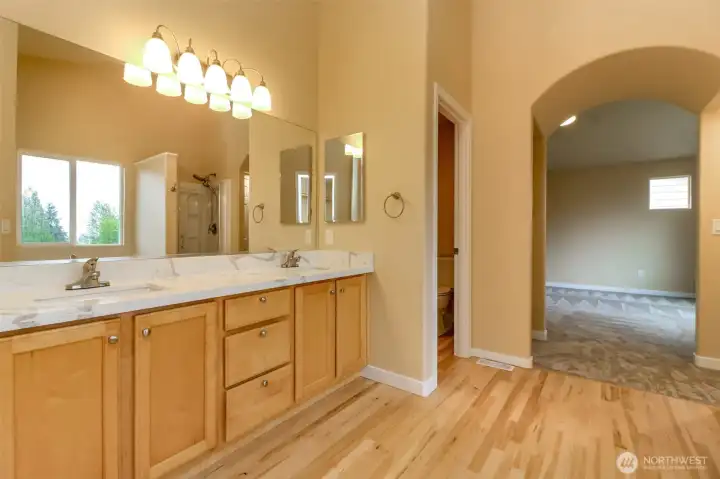 Master Bathroom w/His & Her Sink.