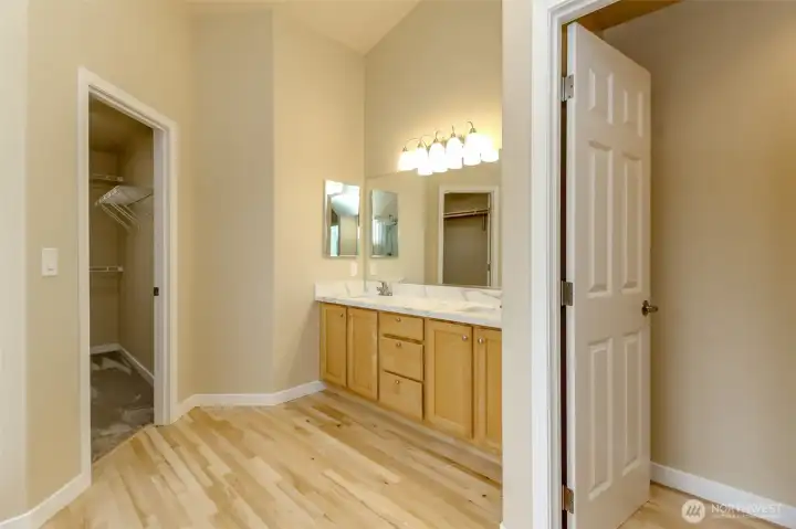 Master Bath w/Private Toilet Room.