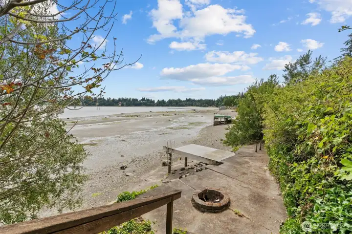 Enjoy digging for clams and oysters right in your backyard