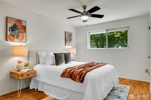 another awesome ensuite bedroom with 3/4 bath
