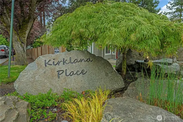 Kirkland Place amenities include a cabana with fitness equipment and a swimming pool.