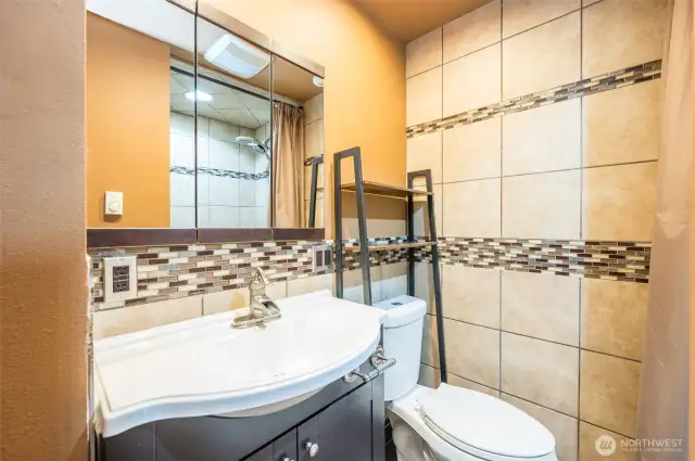 Full tile bathrooms, main bath.
