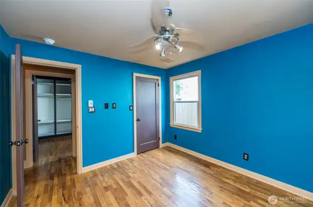 Look at those gorgeous floors!