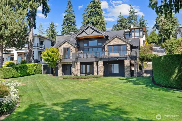 This classic Lake Washington retreat offers it all - location, lifestyle, and lasting legacy.