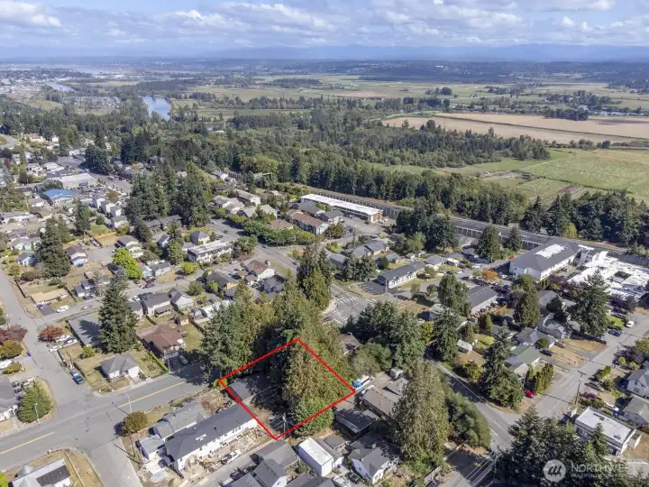 Central location close to public transportation.