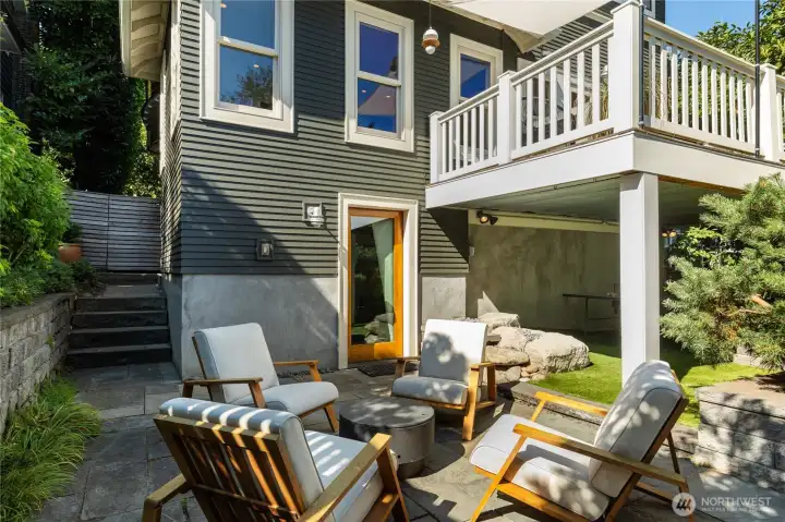 Lower level fire pit and patio area