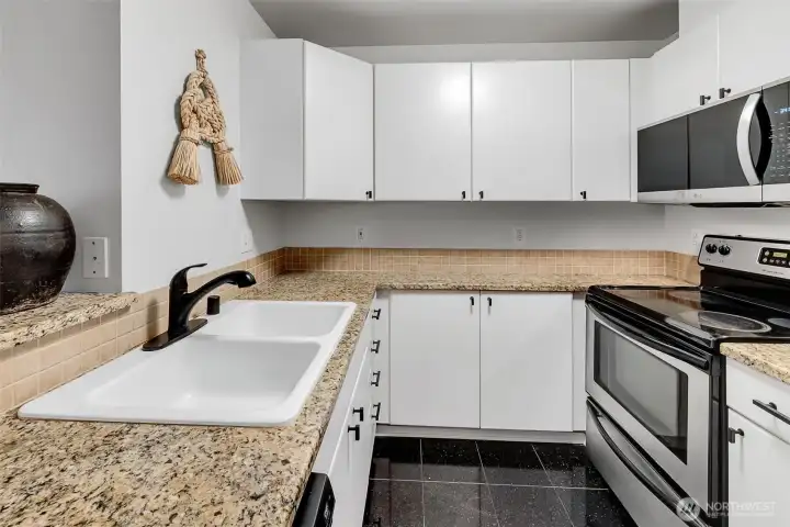 Plenty of counter space and cabinet storage