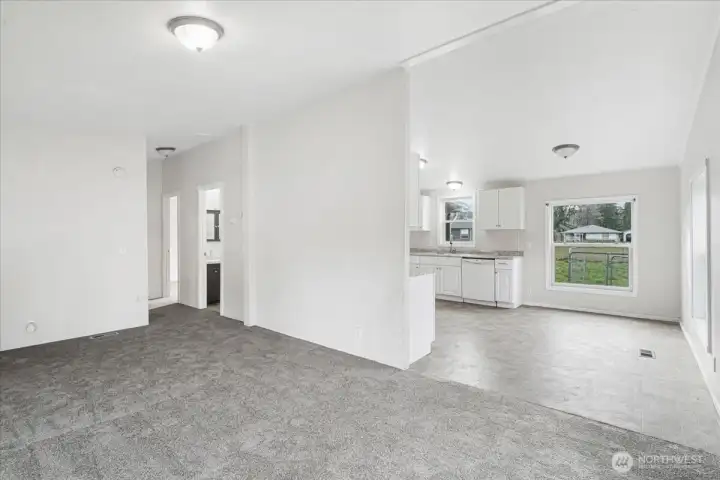 View of dining area from Livingroom.