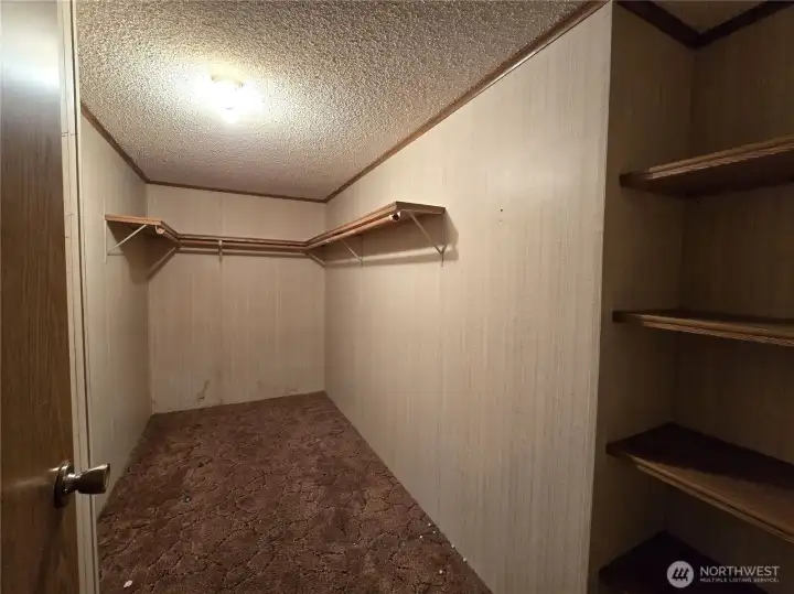 Primary Walk in Closet