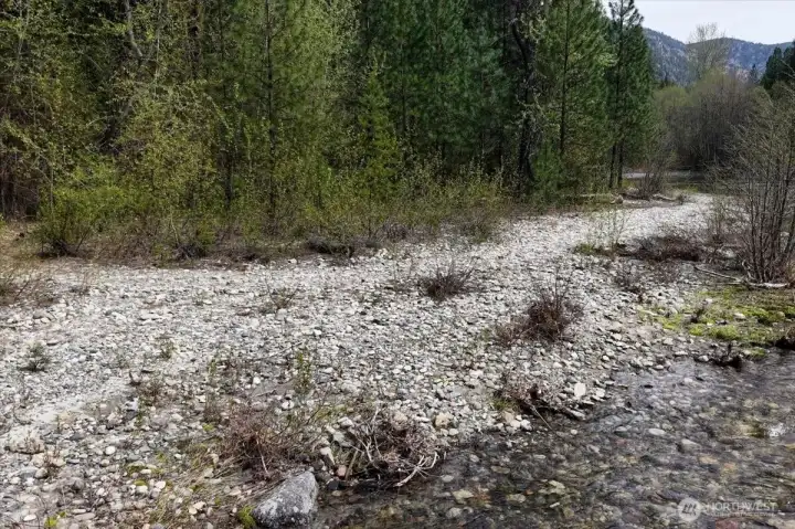 Low bank beach access on community beach.