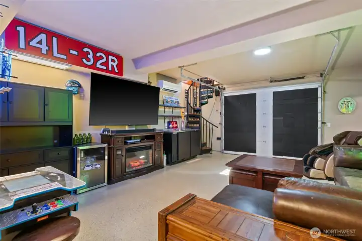 Massive 1183sf Improved Garage, Custom Staircase w/ Direct Access