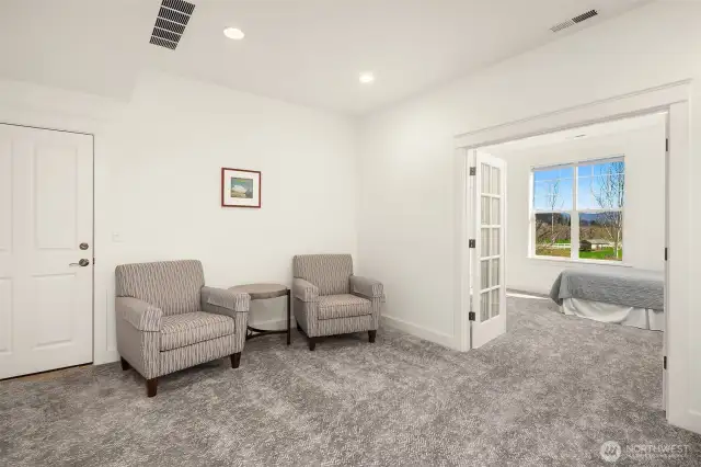Daylight Basement, bright and open with access to 2 car garage