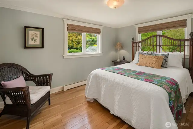 Guest bedroom