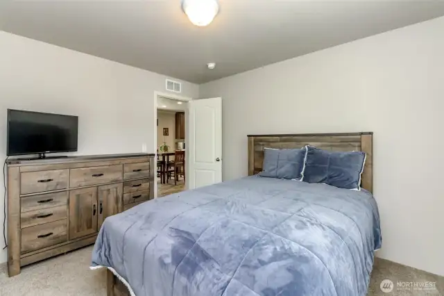 2nd Bedroom