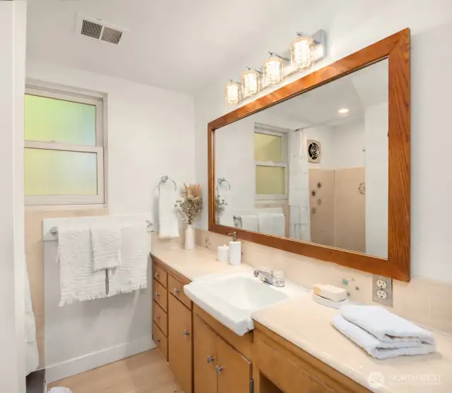 Downstairs 3/4 bathroom