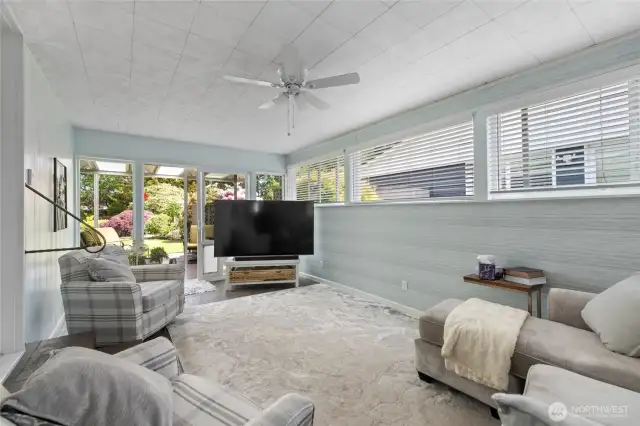 Bonus Room with heated tile floors