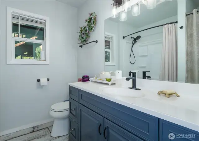 Downstairs full bath
