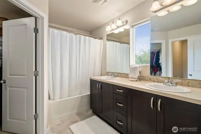 Ensuite