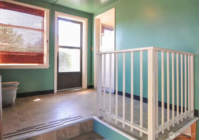 ENCLOSED PORCH