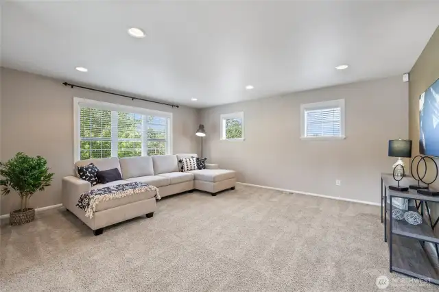 Notice ~ ALL Upstairs Windows are Wood Wrapped & new recessed lighting.