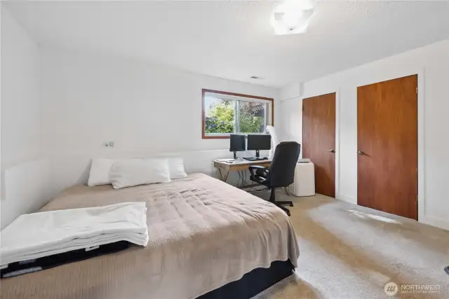 Bedroom 5: Downstairs
