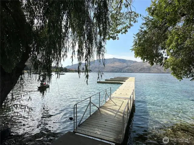 Day use dock